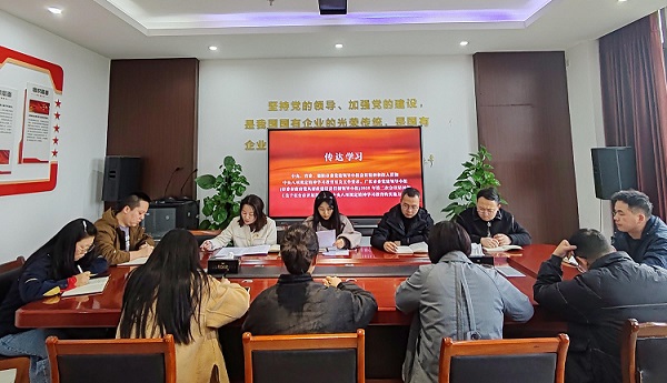 c074285a7dd3081c53db7ee632bb963.jpg c074285a7dd3081c53db7ee632bb963.jpg